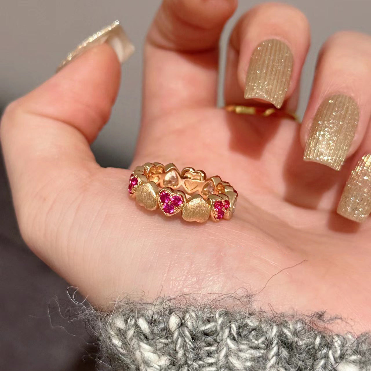 Sweetheart Vintage Brushed Zircon Ring Red Corundum